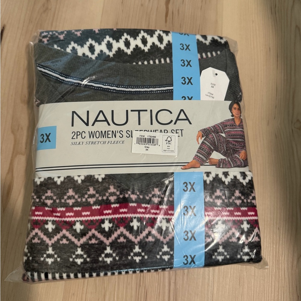 NWT Nautica Women’s  Sleepwear Set 3X